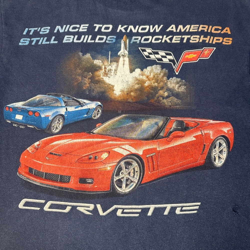 Chevy Corvette C6 T-Shirt‎ Mens Small Navy Blue America Builds Rocketships Car